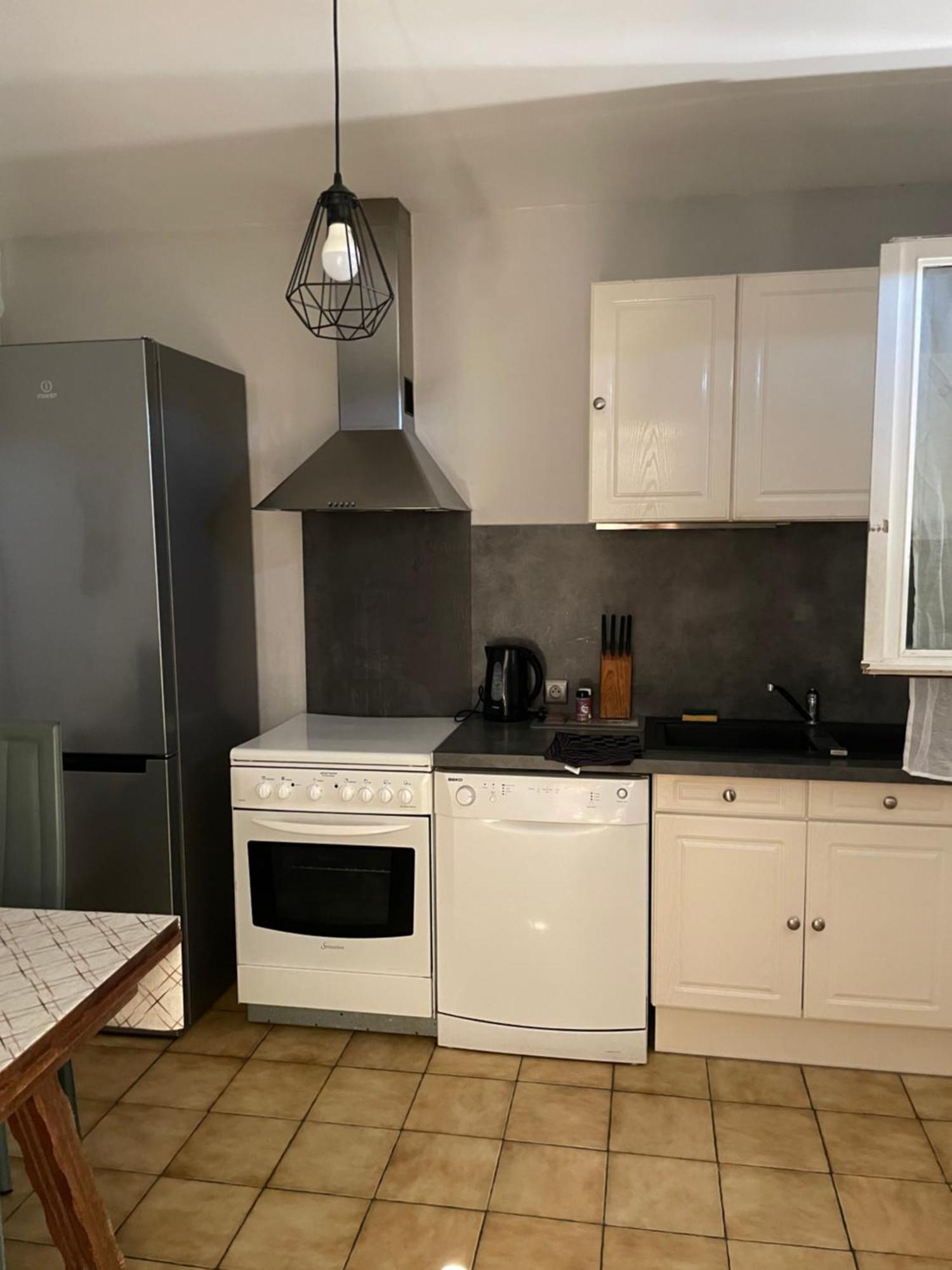 Appartement 110M2 A 2 Km De La Plage De St Georges De Didonne Saint-Georges-de-Didonne ภายนอก รูปภาพ
