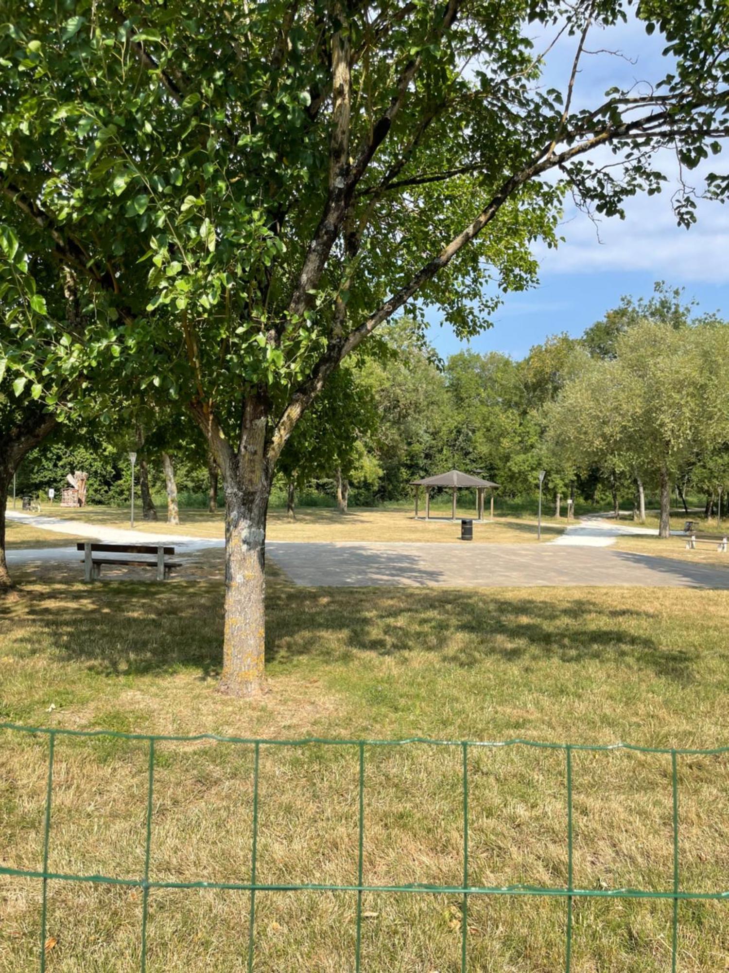 Appartement 110M2 A 2 Km De La Plage De St Georges De Didonne Saint-Georges-de-Didonne ภายนอก รูปภาพ